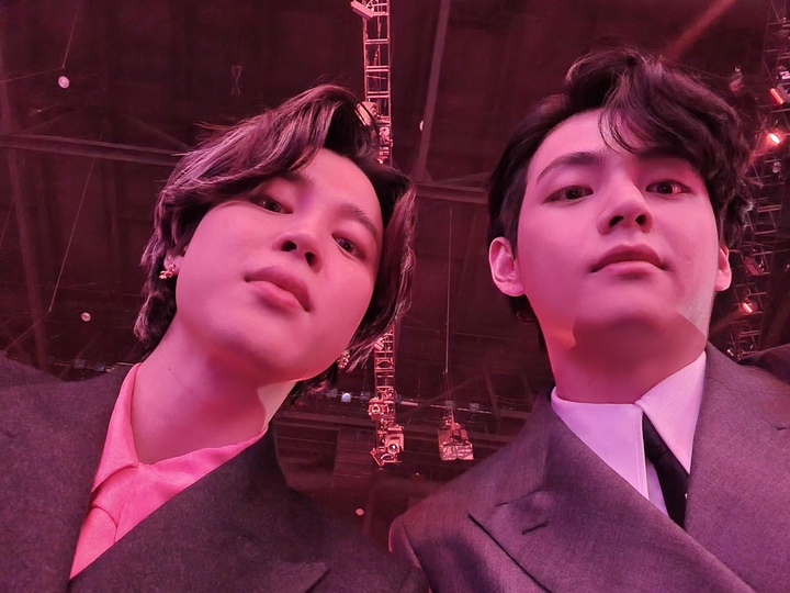 BTS Jimin and V