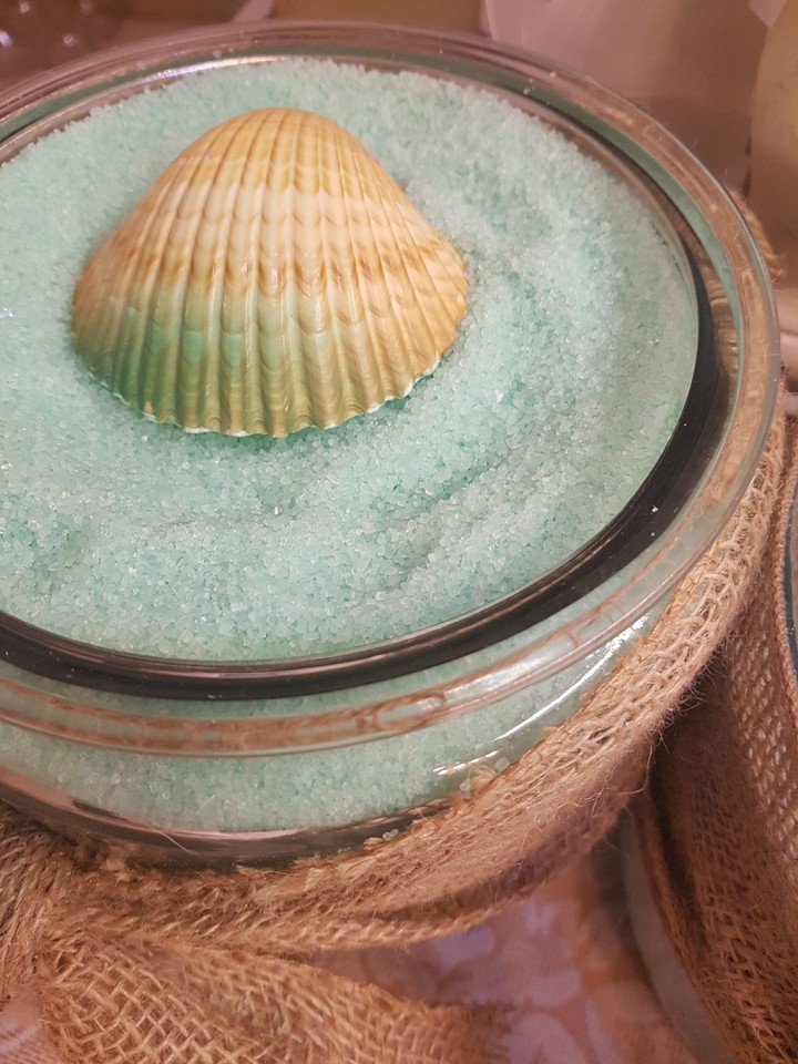 clam with Eucalyptus salt