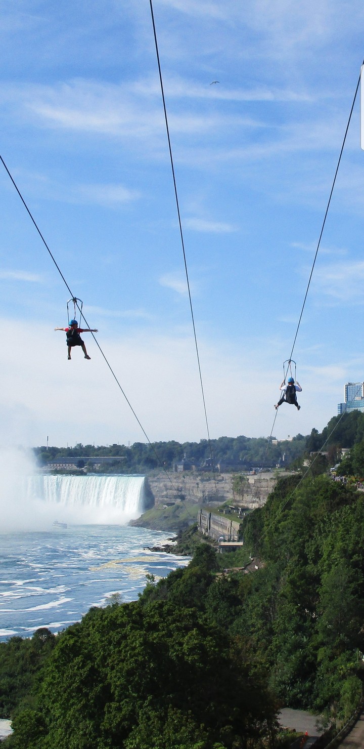 Niagara Falls zip line