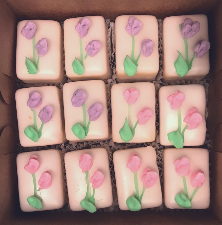 petit fours