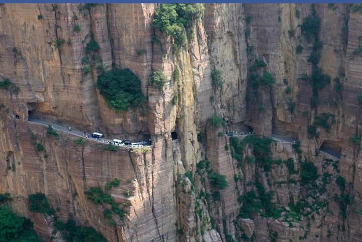 Dangerous road