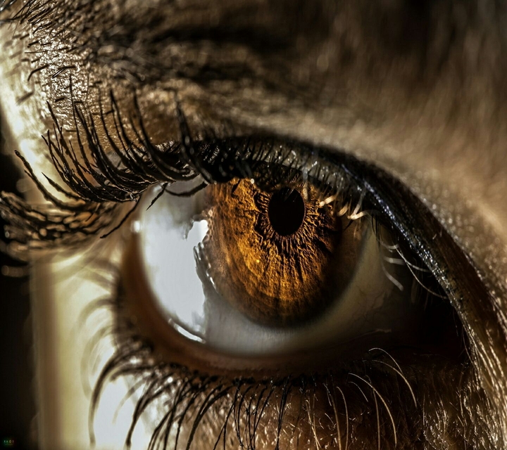 Amazing Eye