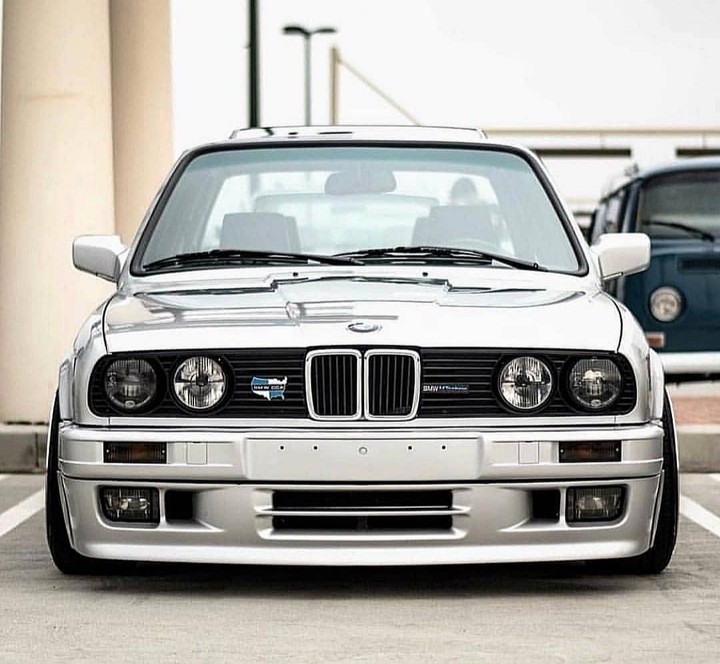 BMW M3 E30