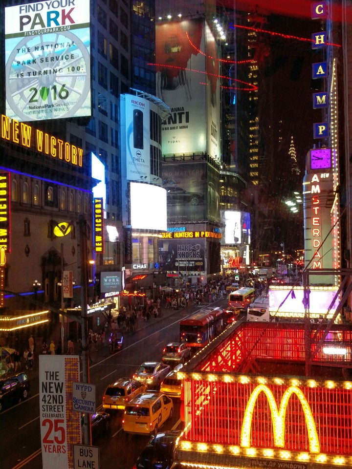 nyc by night