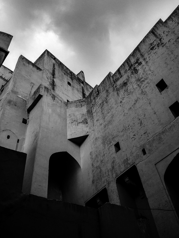 || VINTAGE FORT ||