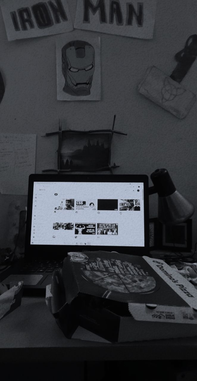 #blackandwhite #pizza #avengers