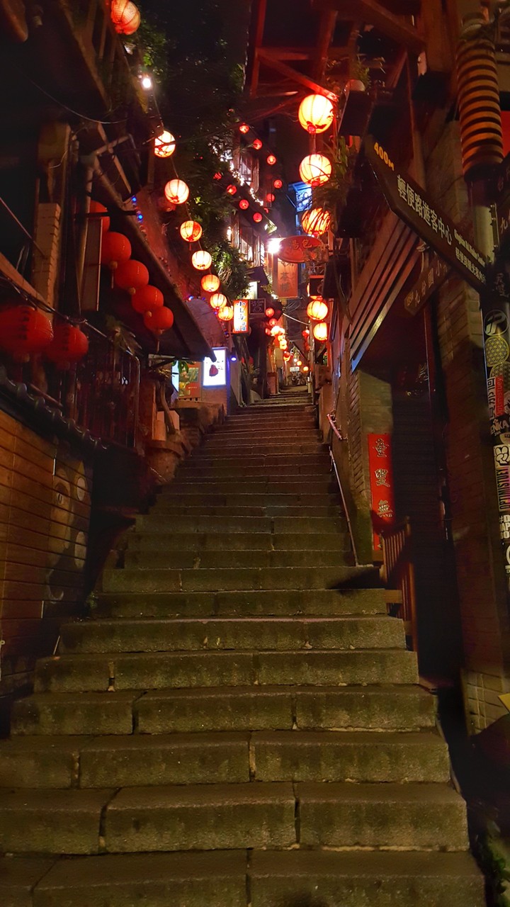 九份老街 夜景 jiufen night view