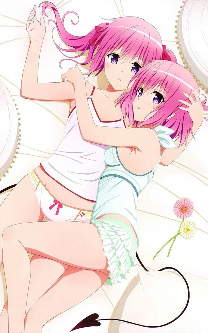 momo and nana