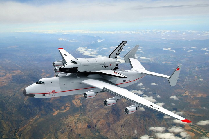 AN 225 MRIJA & "BURAN", space shutle of SU