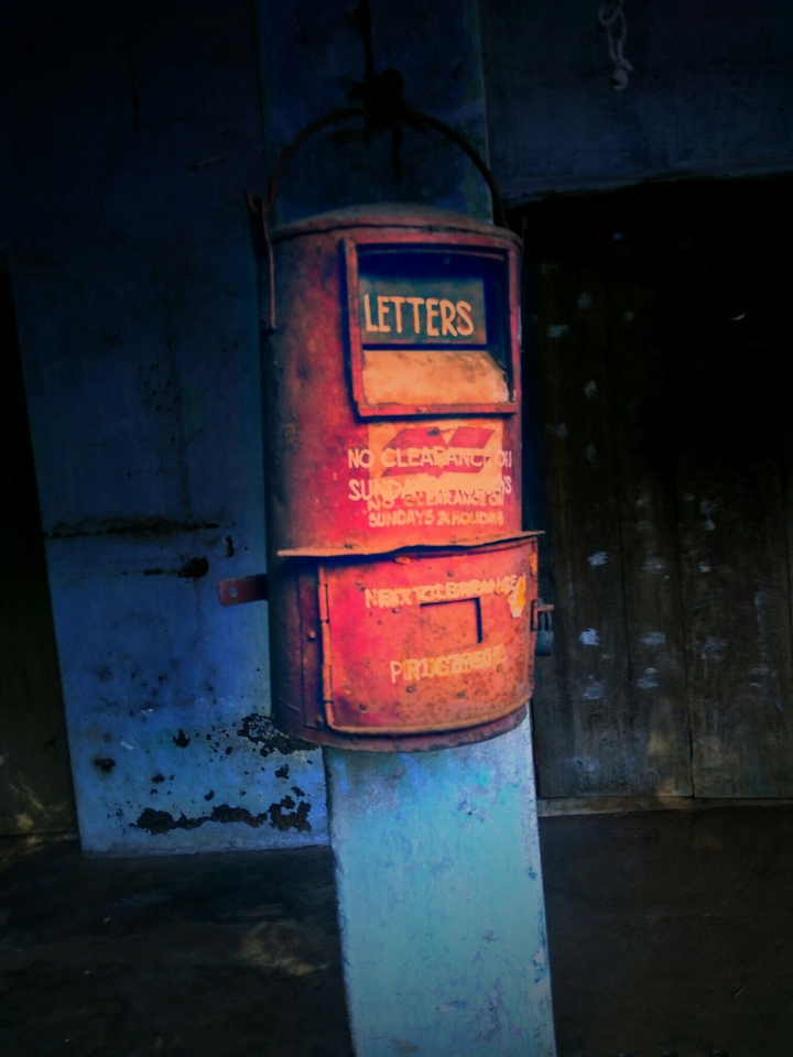 The OLD Messenger