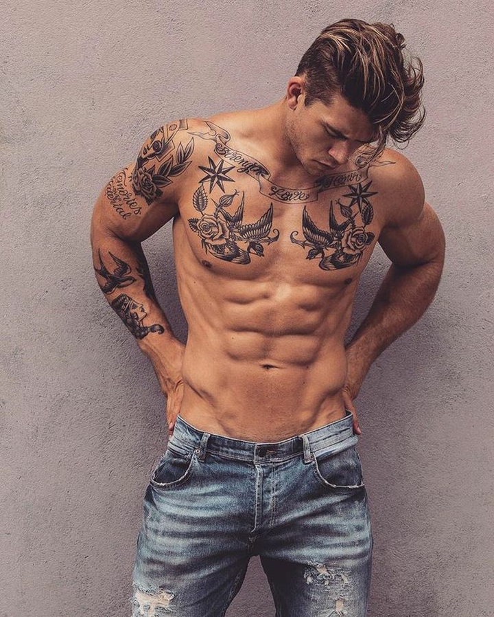 BODYBUILDER