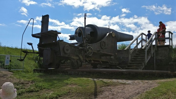 cannon