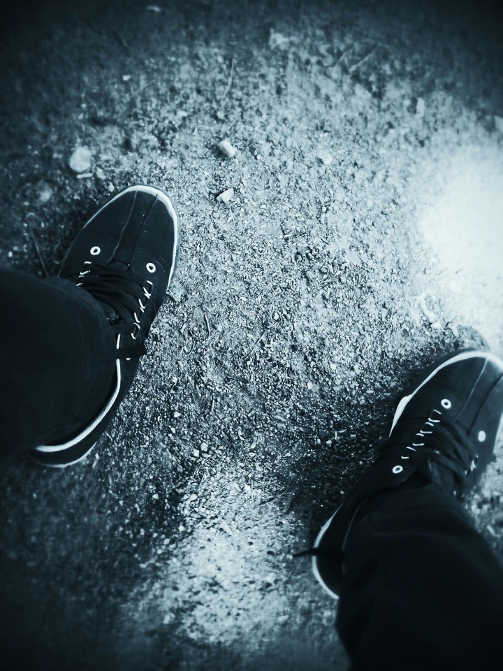 Don't Follow Other's,Make Your Own Way.