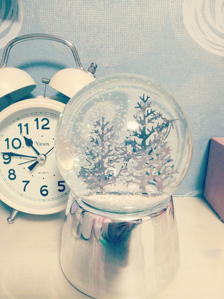 snowing