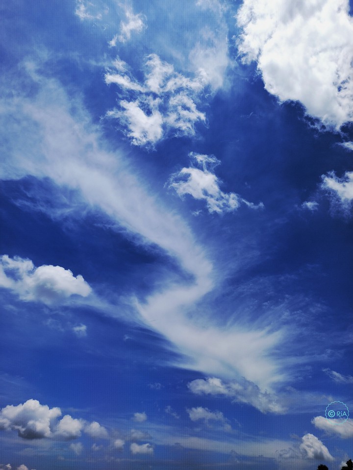 Arrow Can be make by Sky