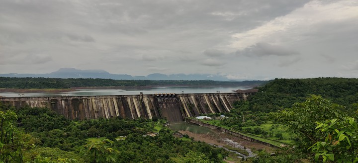 dam
