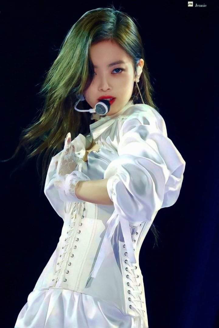 BLACKPINK 201116 : Jennie Kim (2)