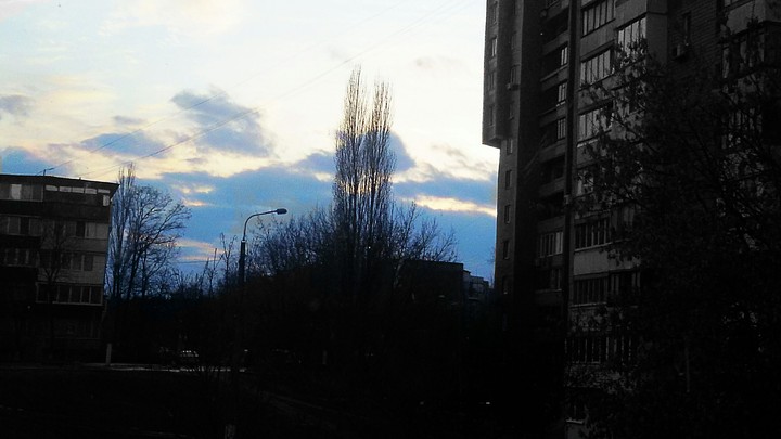 захід сонця в місті/ заход солнца в городе