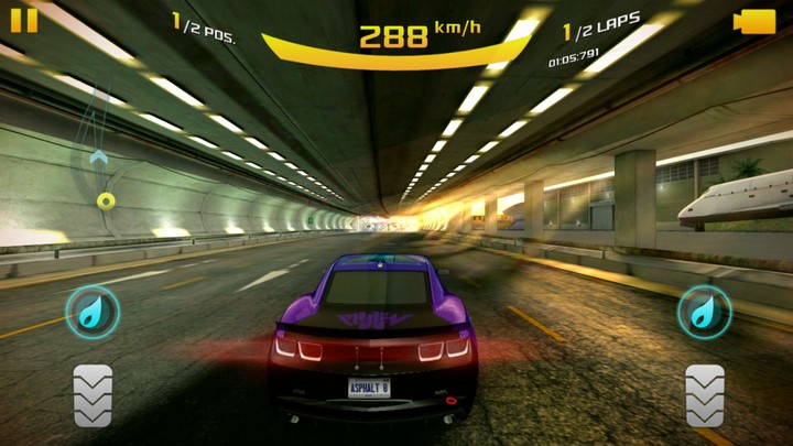 Amazing Highway with amazing Car IN AsPHalt88