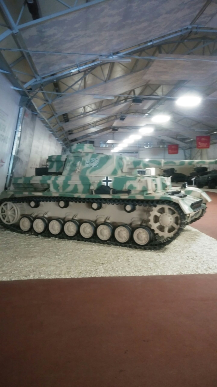 танк