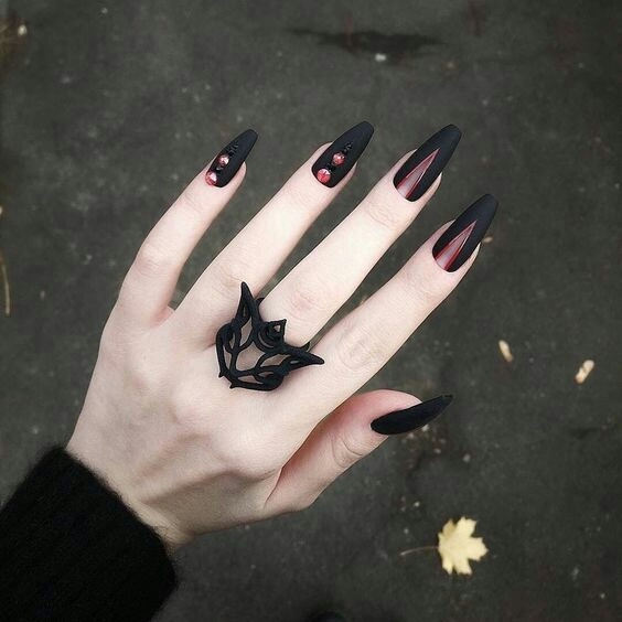 nails love