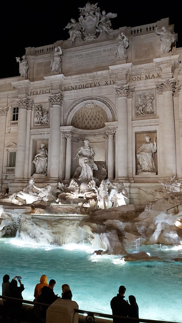 Fontana  Di Trevi