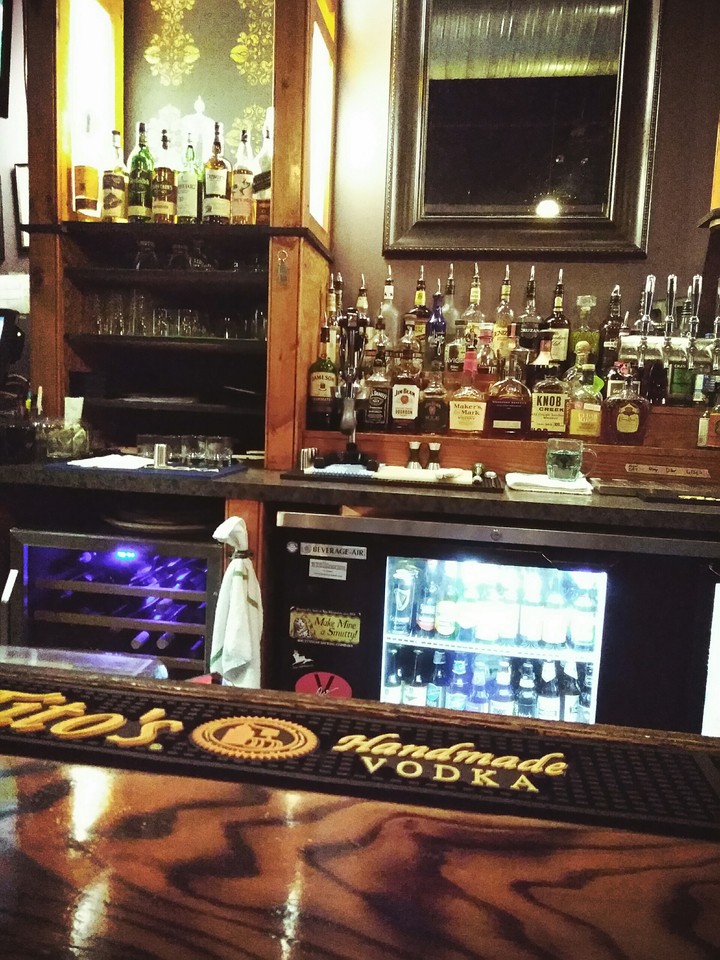Hideaway Bar