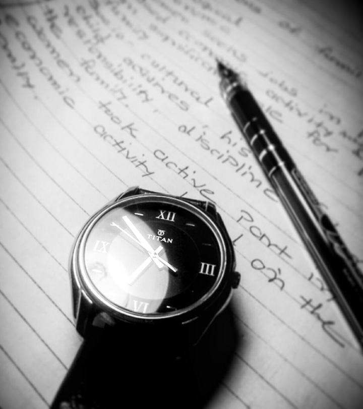 titan watch b/w