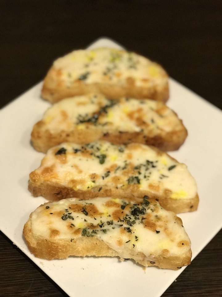 garlic bread