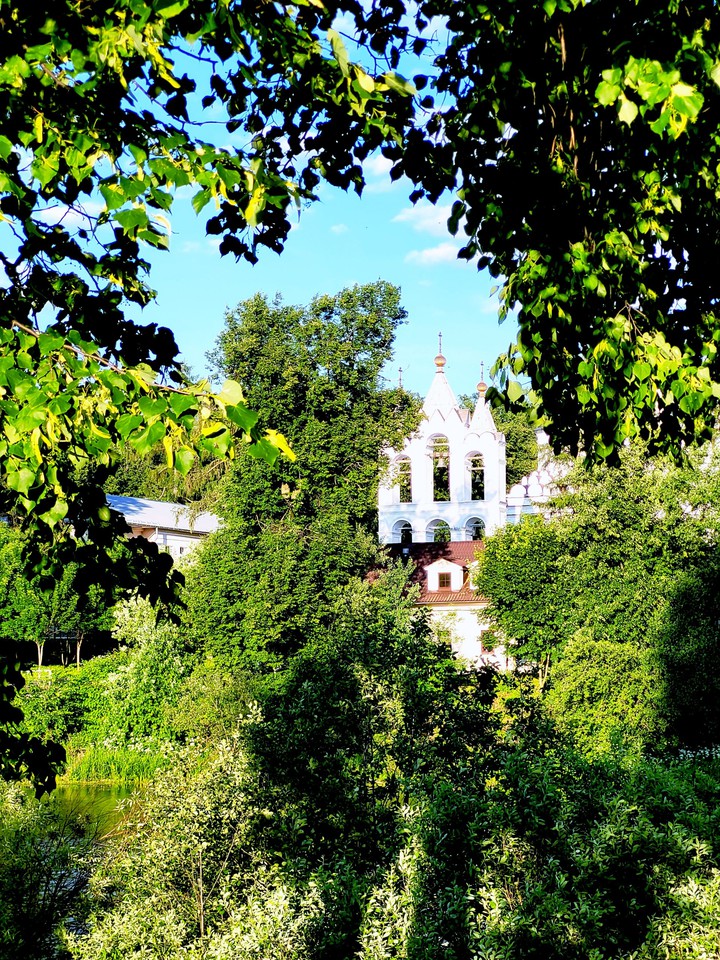 храм