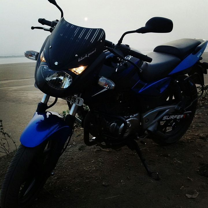 pulsar 180