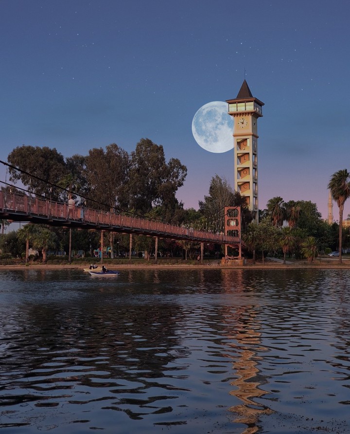 adana And moon