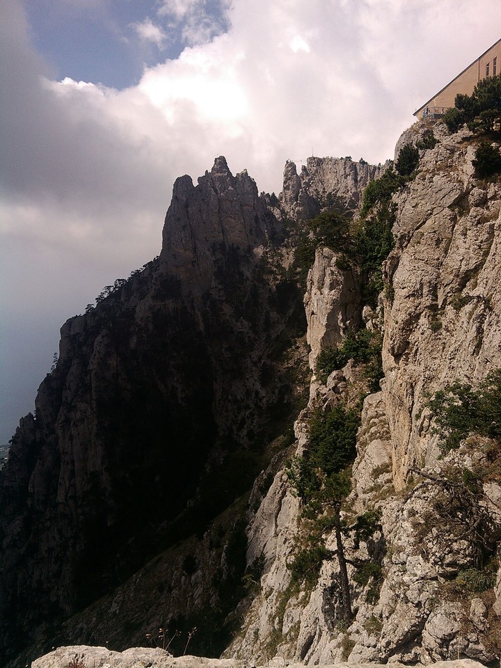 1153 m hight