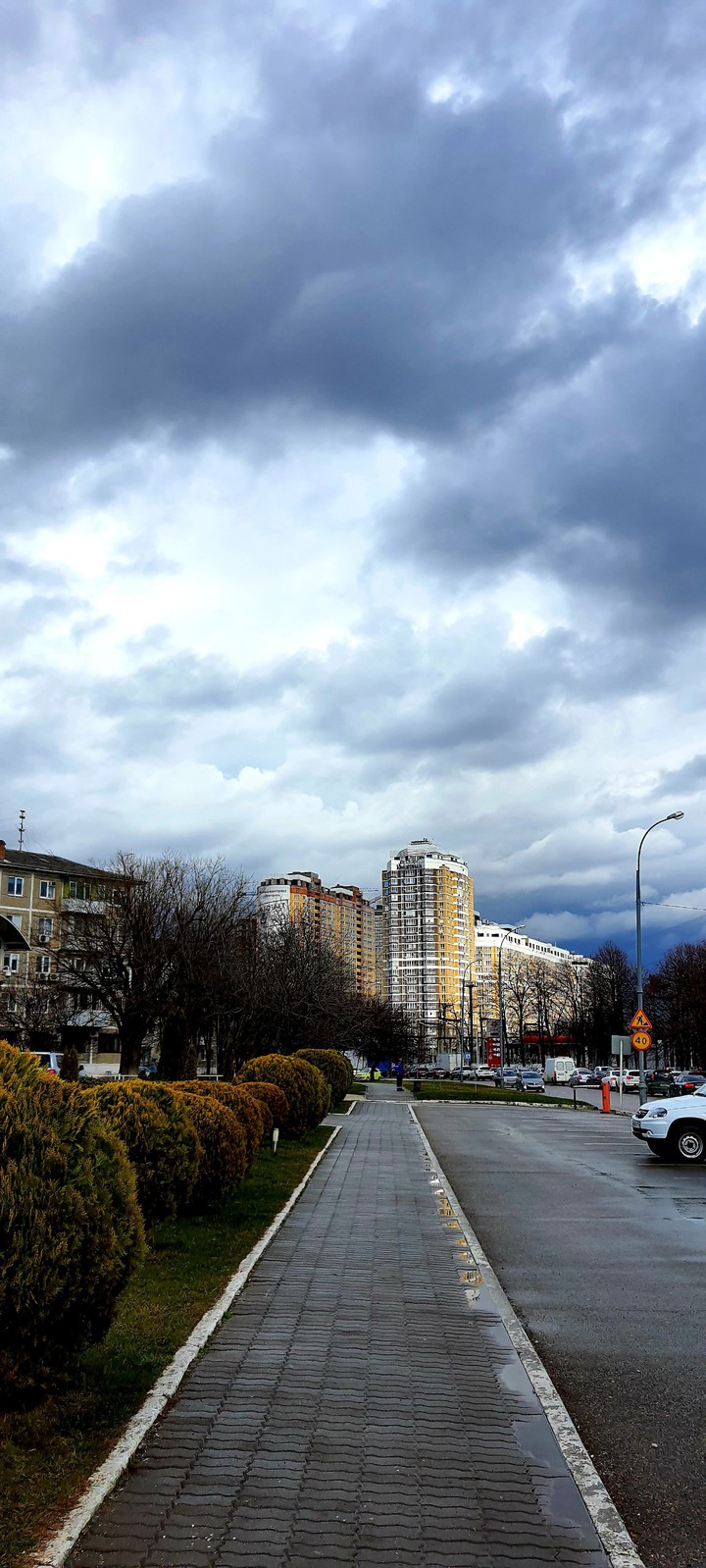 КМА. Краснодар, перед дождем