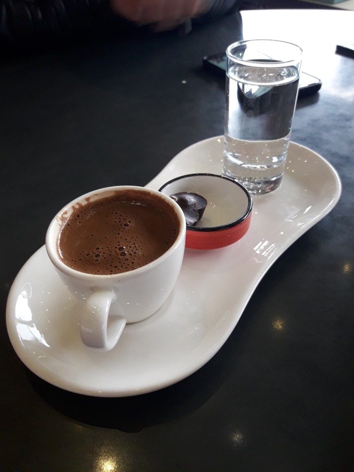 Kahvesiz olmaz
