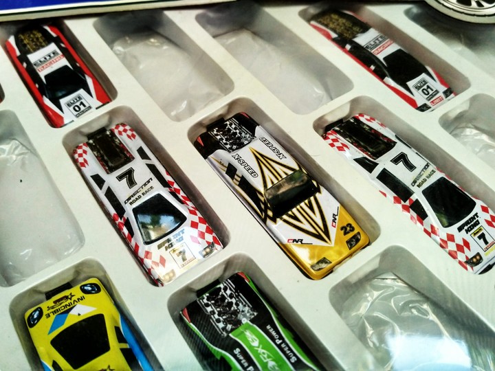 toy cars