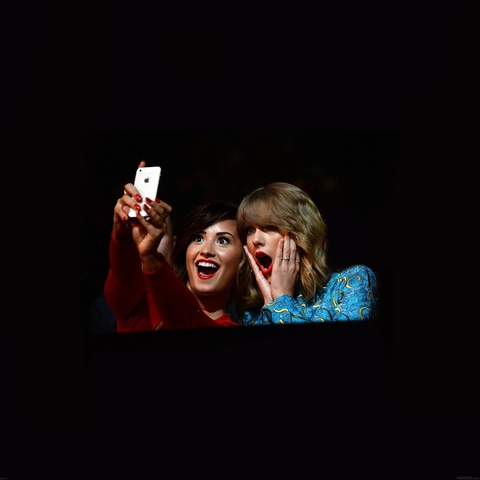 Demmi & Taylor