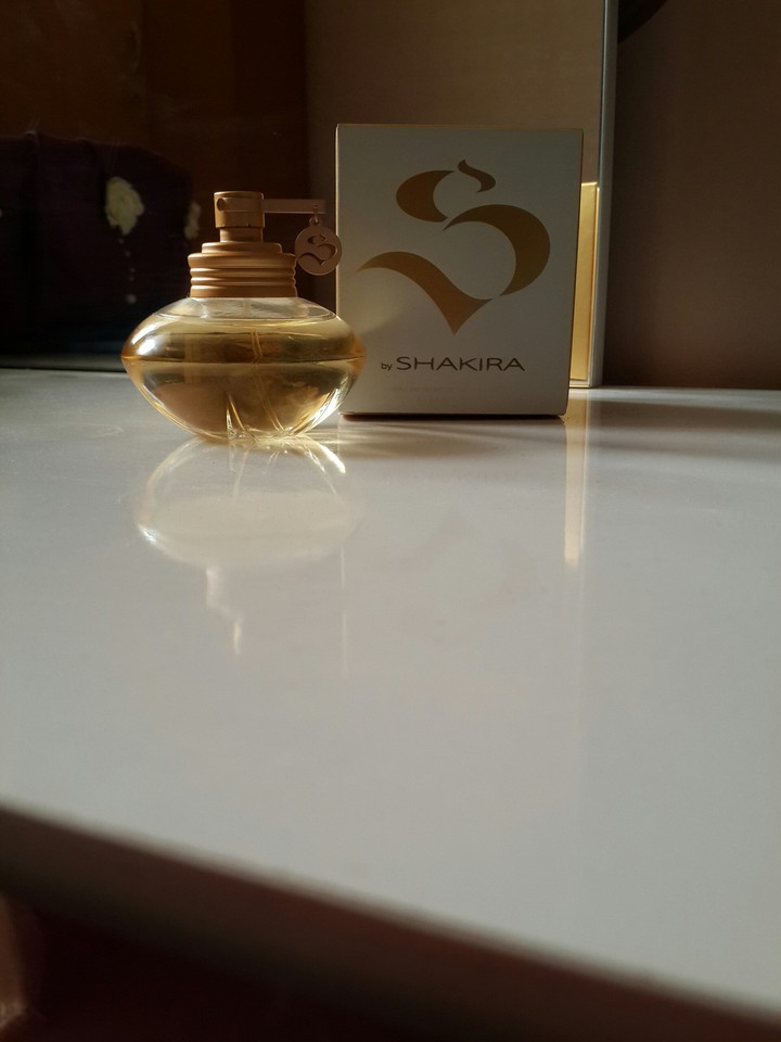 S by Shakira (perfume)