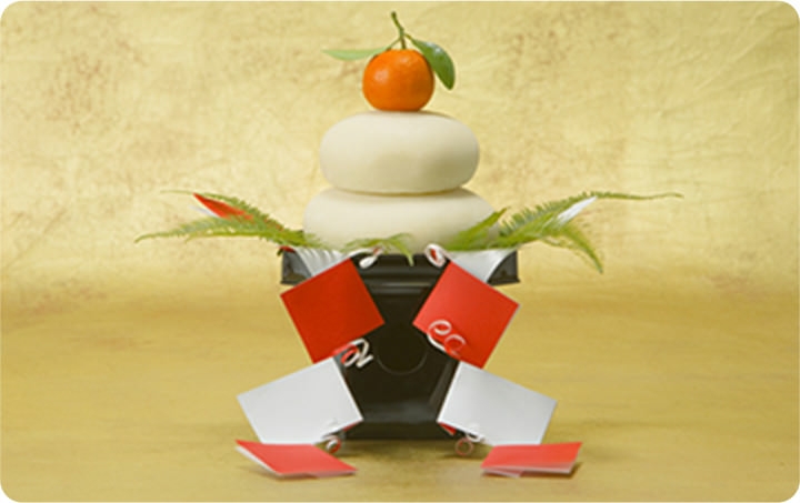 kagami mochi  New Year's display