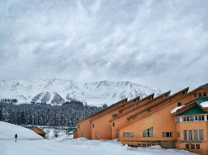 #gulmarg#kashmir#snow#winter#beauty#