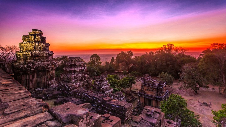 Phnom Bakheng, Angkor Wat
