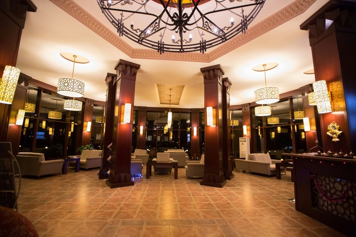 hotel foye
