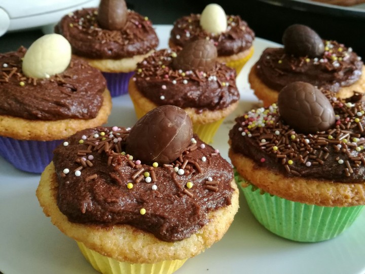 Easter cupcakes