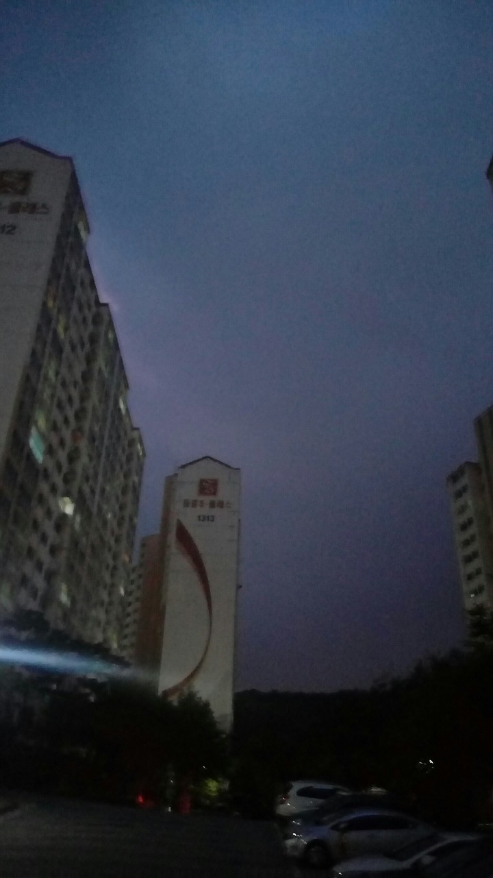 야경은 아닌 풍경
