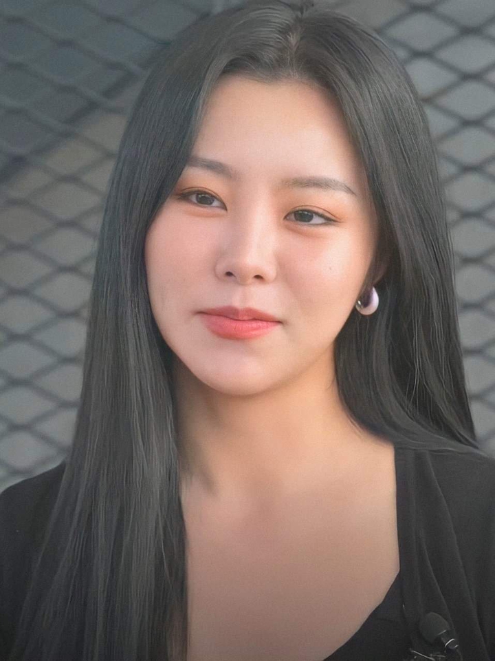 Jung Whee In