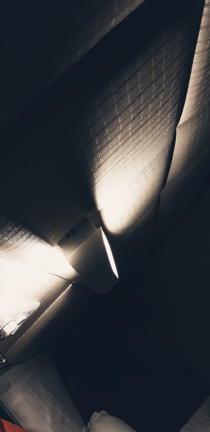light's hue