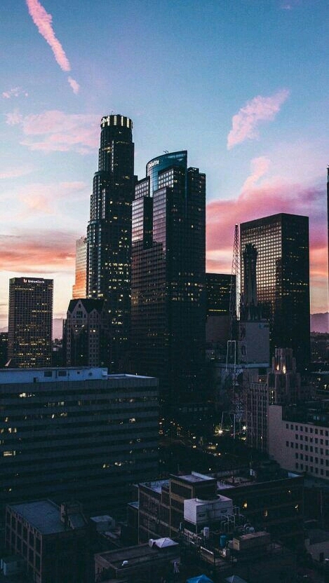 Город