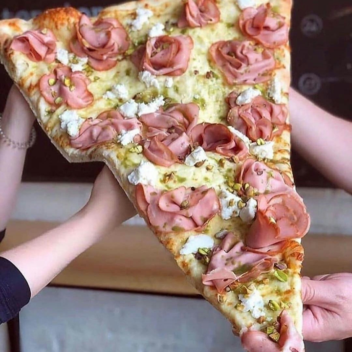 big pizza