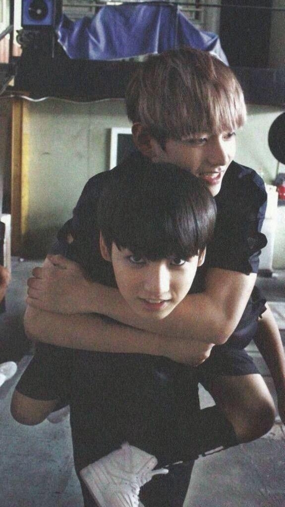 V and Jungkook