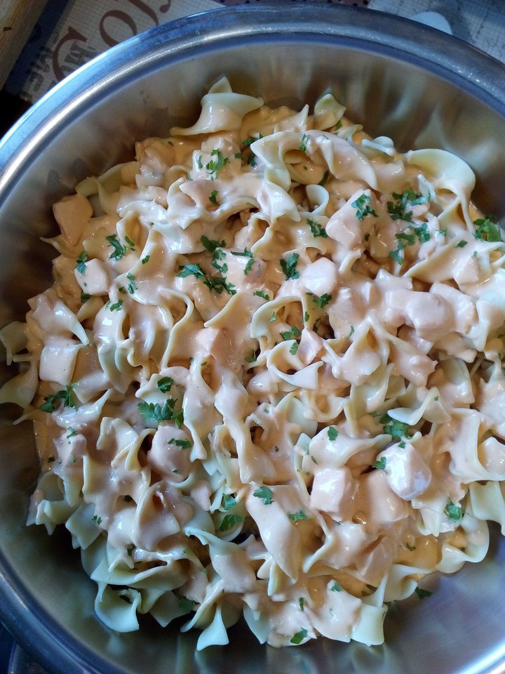 Lachs and Nudeln